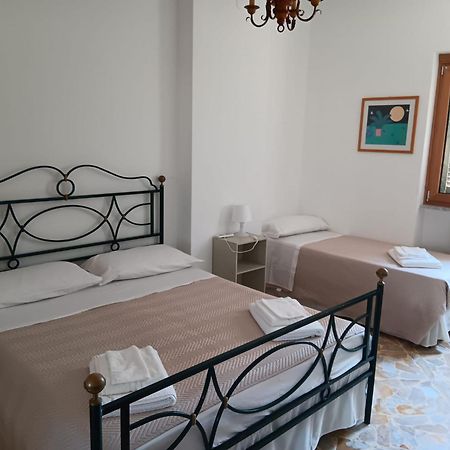 Attico Dolcevita Бари Екстериор снимка