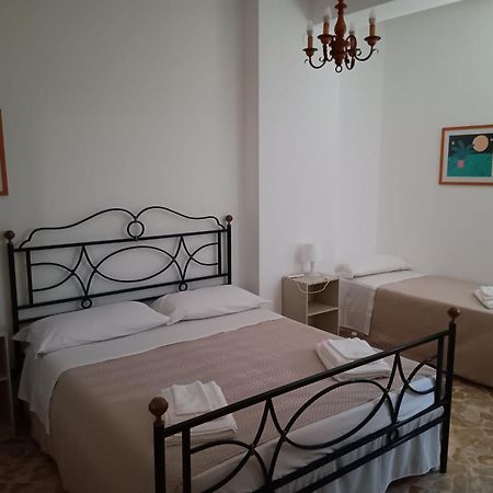 Attico Dolcevita Бари Екстериор снимка